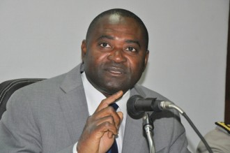 Côte dÂ’Ivoire : Quand un ministre sÂ’en prend aux enseignants sur les reseaux sociaux